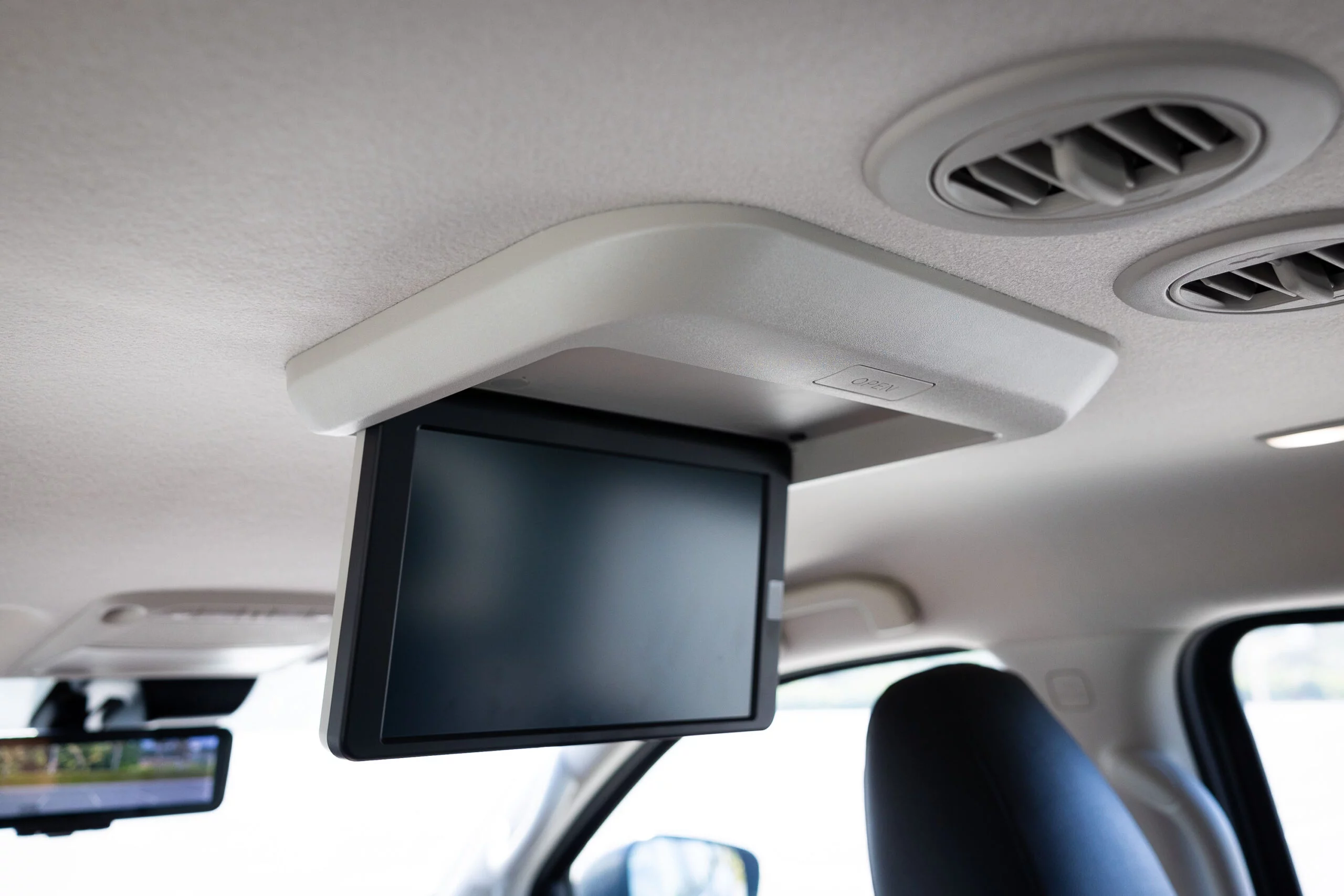 Nissan X-Terra Platinum Petrol AT 2.5L 4WD 2025