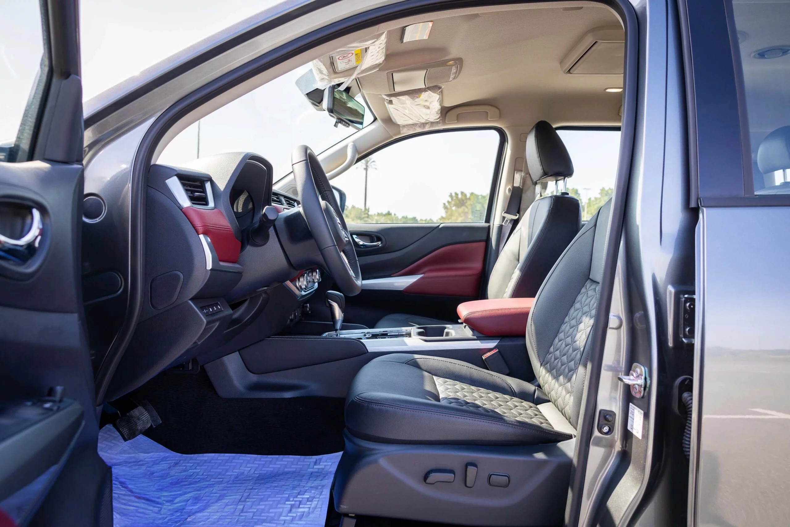 Nissan X-Terra Platinum Petrol AT 2.5L 4WD 2025