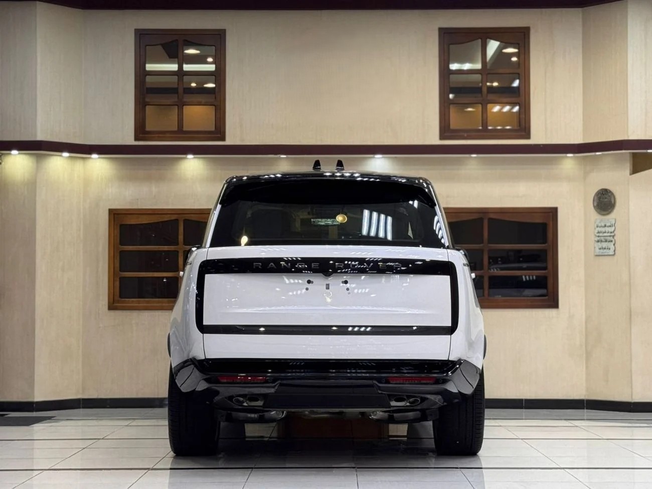 RANGE ROVER AUTOBIOGRAPHY P 530 _white 2026