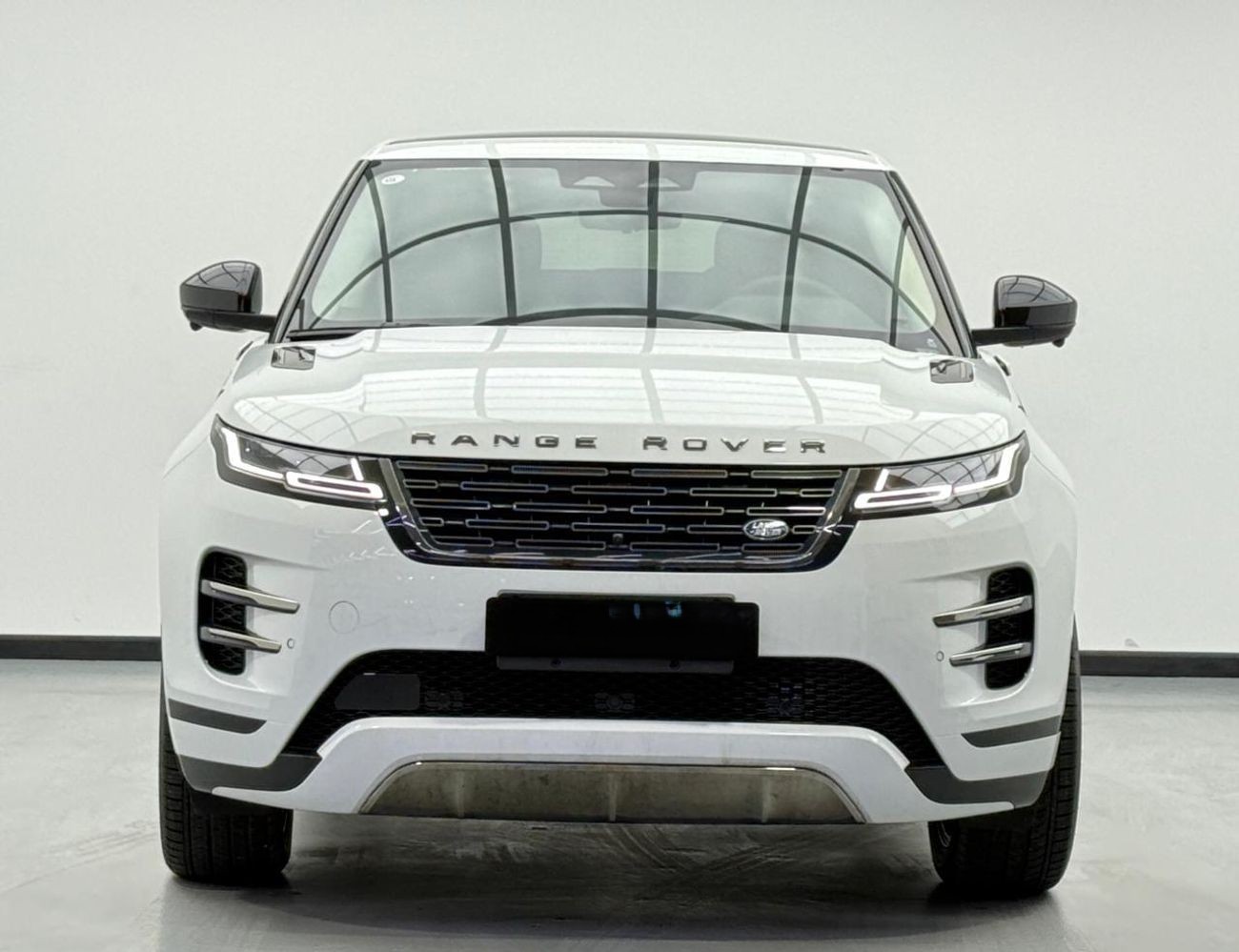 Range Rover Evoque P250 SE 2.0L 2025 white
