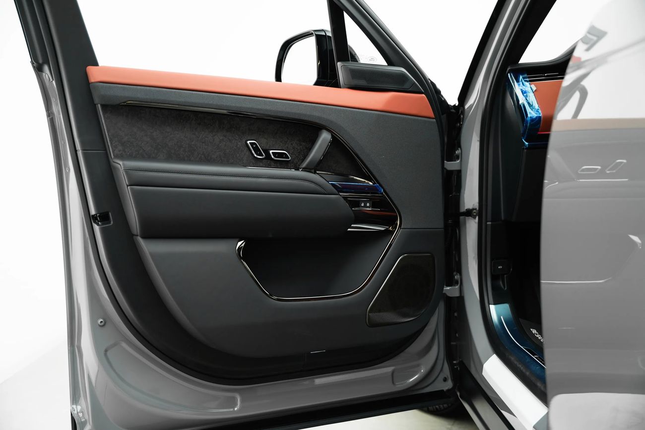 Range Rover Sport _2025_ gcc white