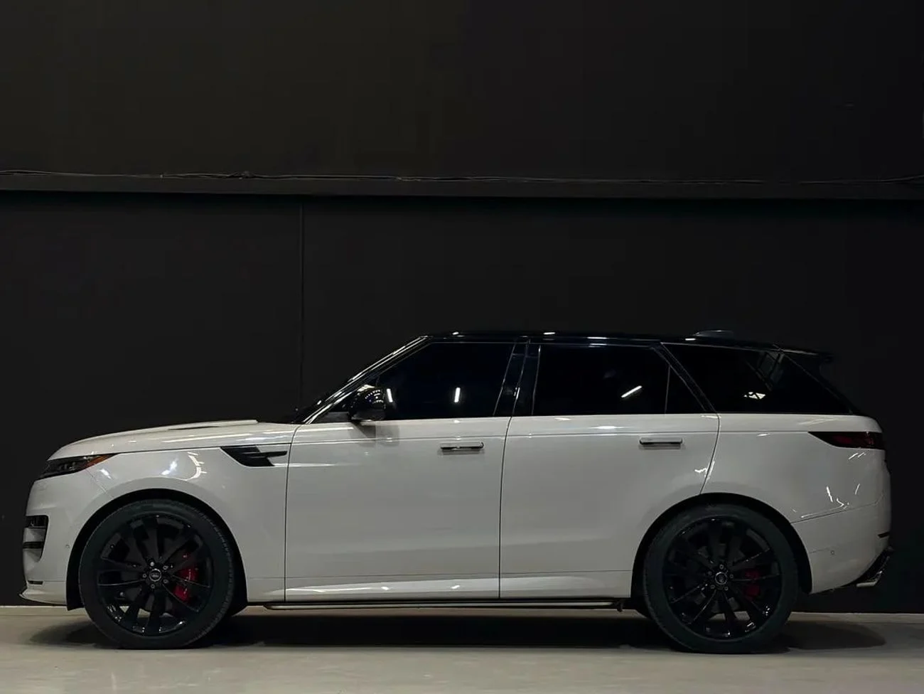 Range Rover Sport FIRST EDITION P530 _2025