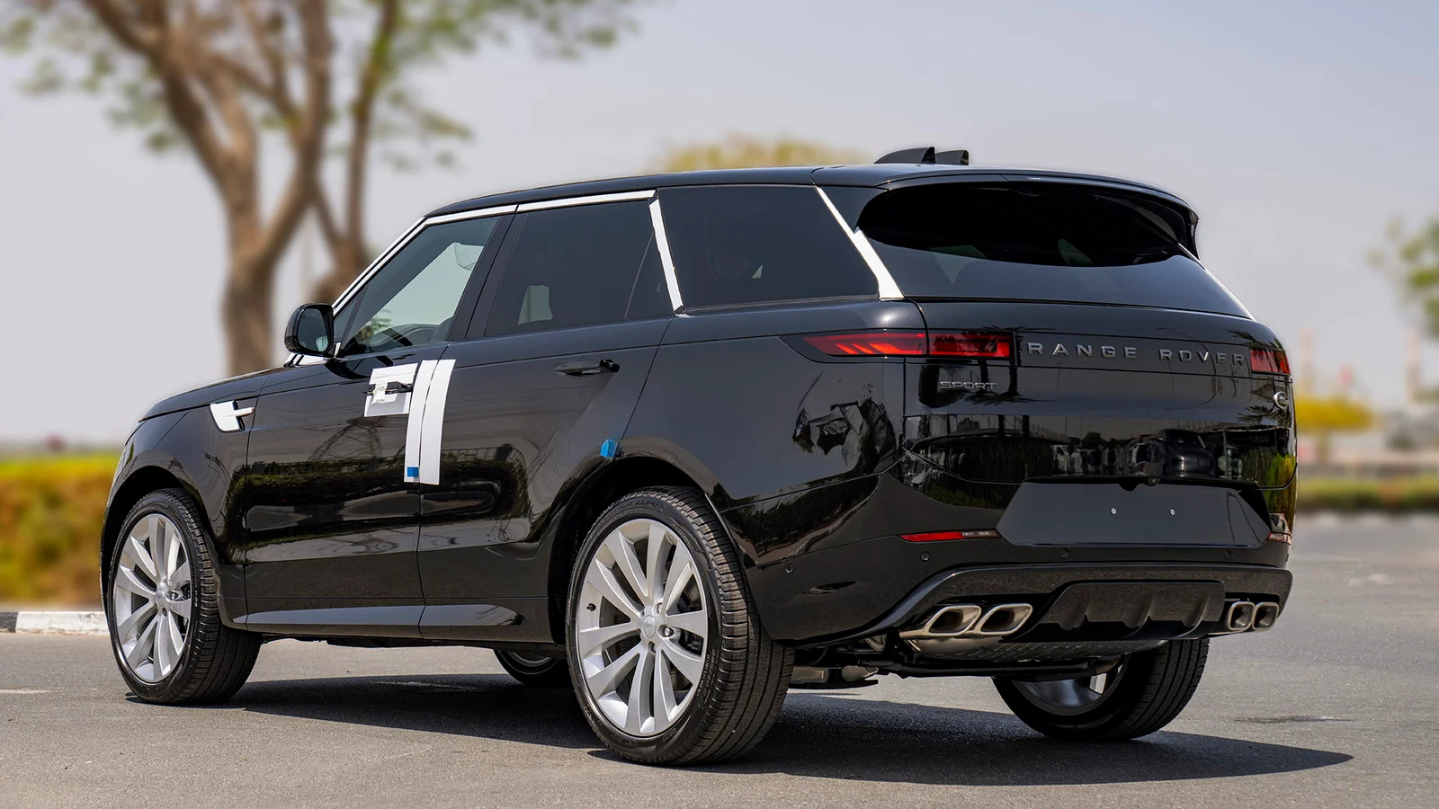 RANGE ROVER SPORT FIRST EDITION P530 AT MY2025 – BLACK