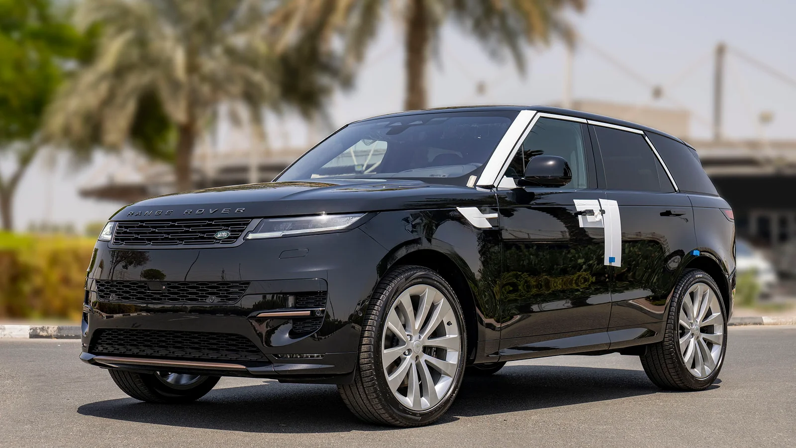 RANGE ROVER SPORT FIRST EDITION P530 AT MY2025 – BLACK