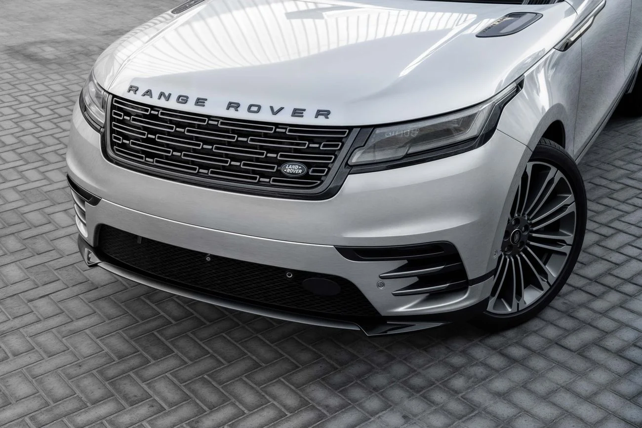 Range Rover Velar Range Rover Velar SE R-Dynamic white