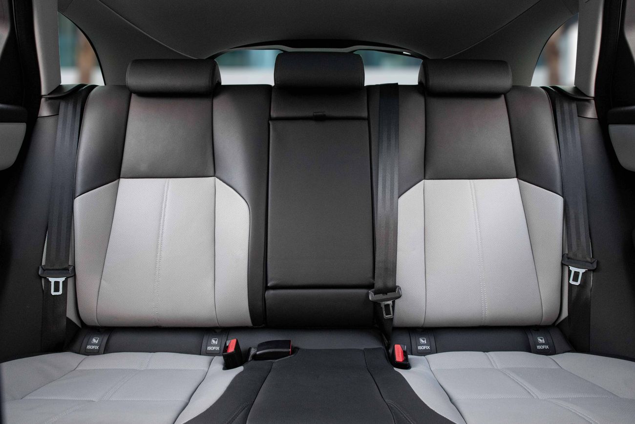 Range Rover Velar Range Rover Velar SE R-Dynamic white
