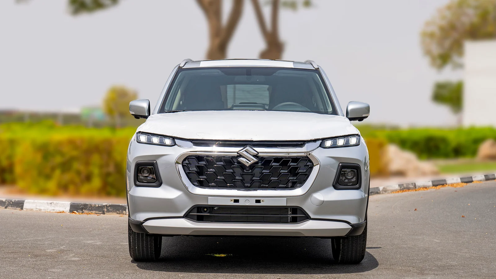 SUZUKI GRAND VITARA GLX 1.5P AT MY2025 – SILVER