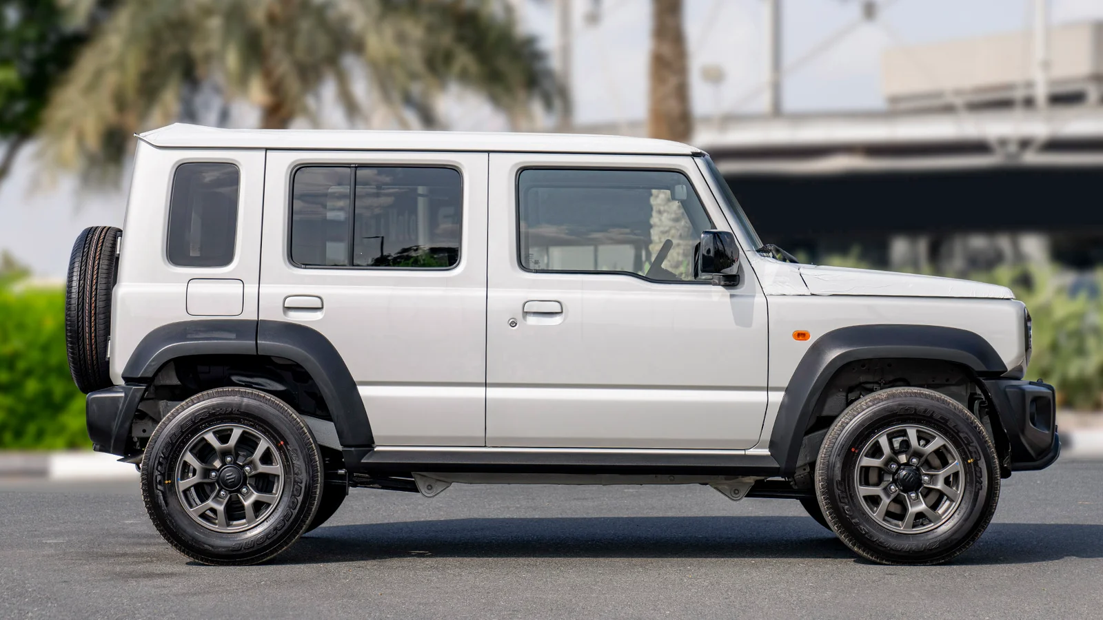 SUZUKI JIMNY GLX 1.5P AWD AT MY2026 – SILVER