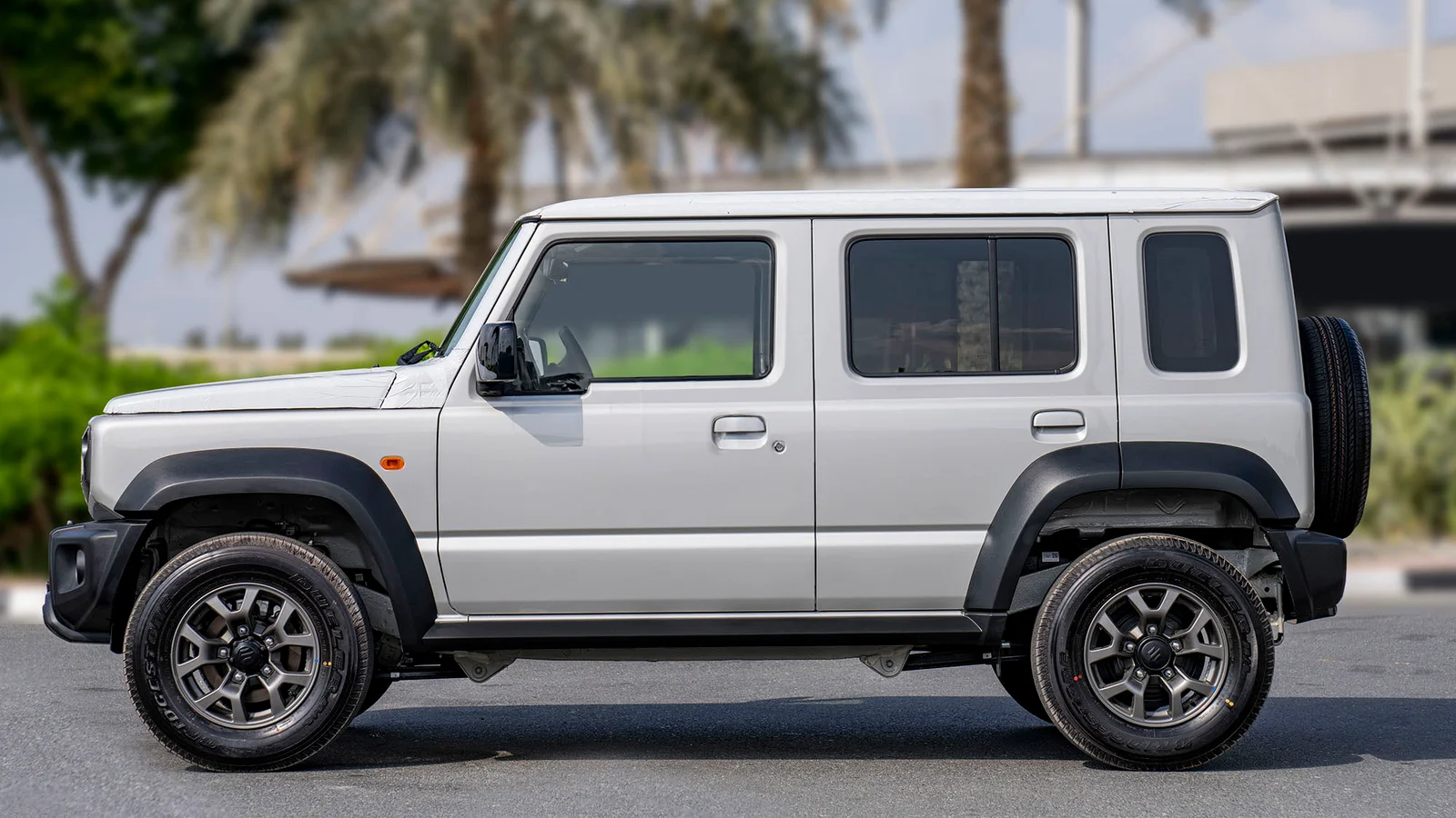 SUZUKI JIMNY GLX 1.5P AWD AT MY2026 – SILVER