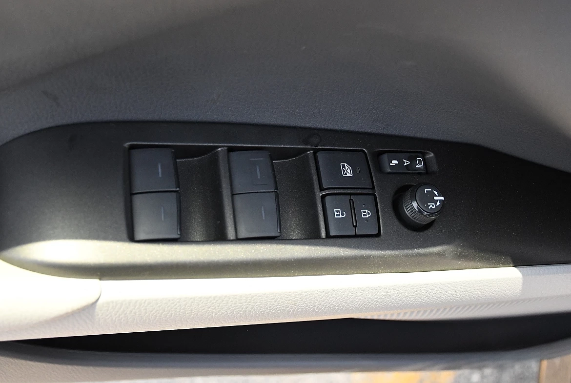Toyota Camry 2.5L GLE