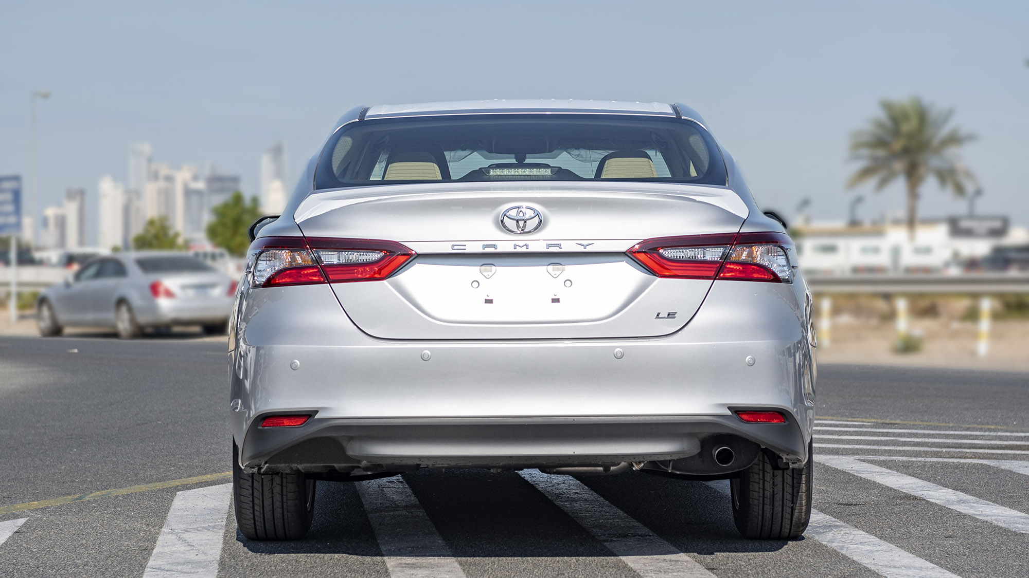 TOYOTA CAMRY LE 2.5P AT