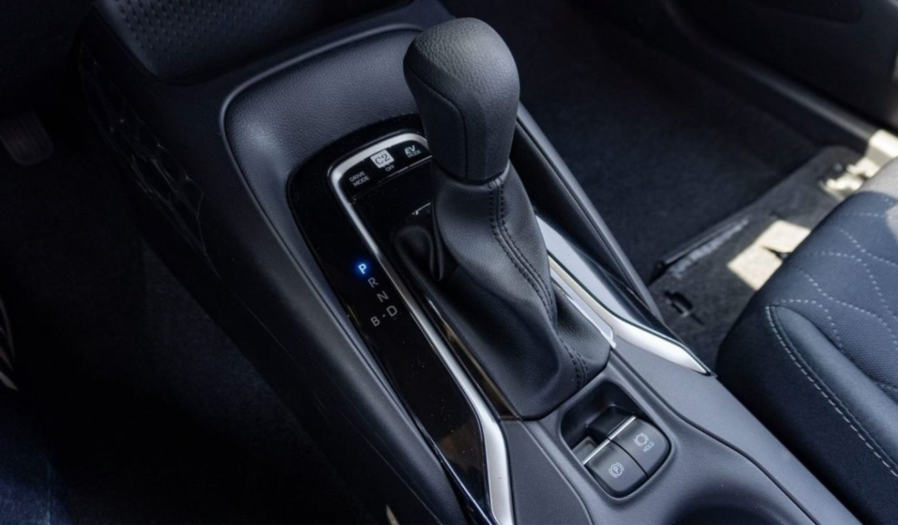 Toyota Corolla 1.8L Hybrid AT