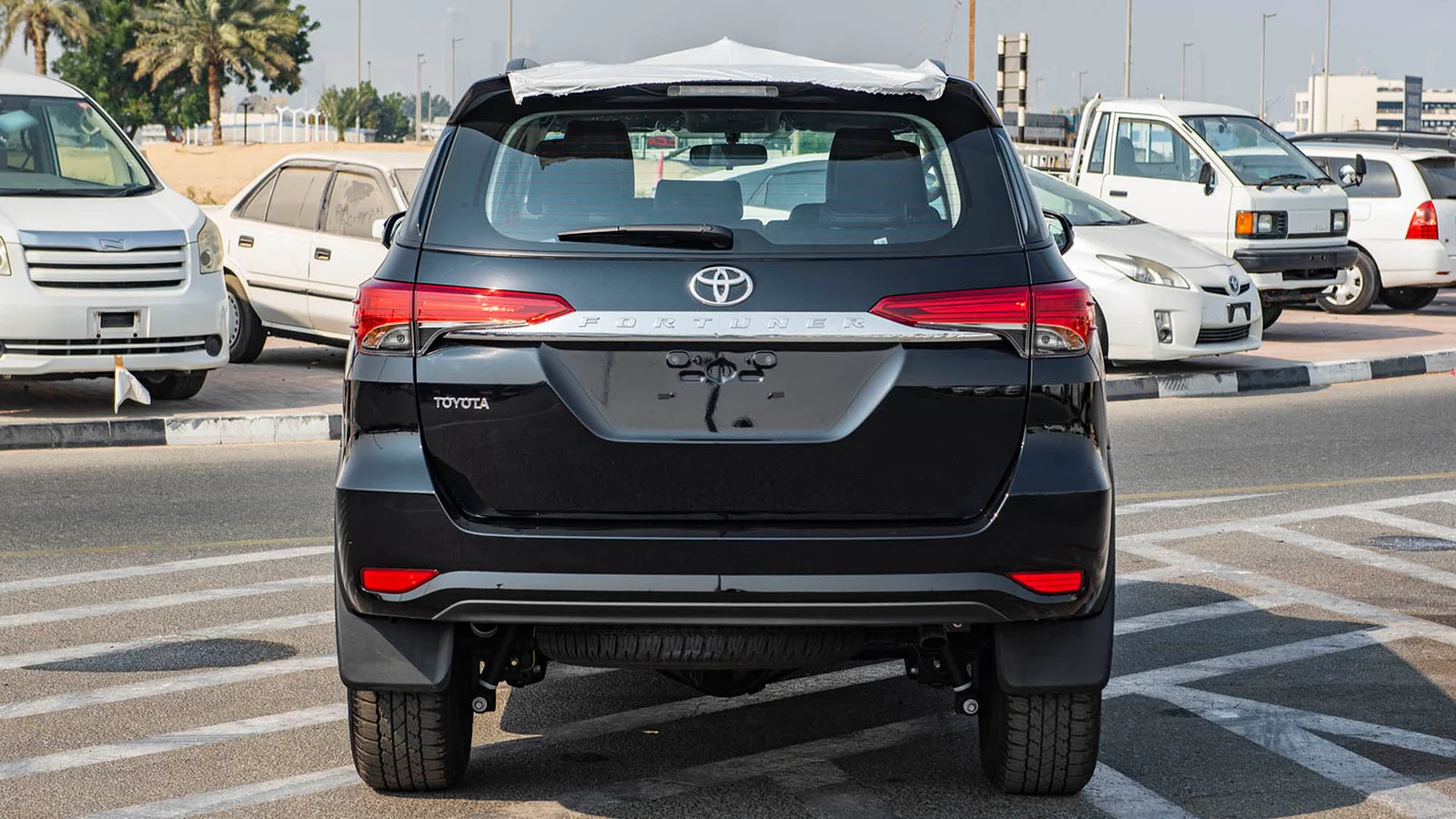TOYOTA FORTUNER 2.4D AT 4X4 MY2025 – BLACK