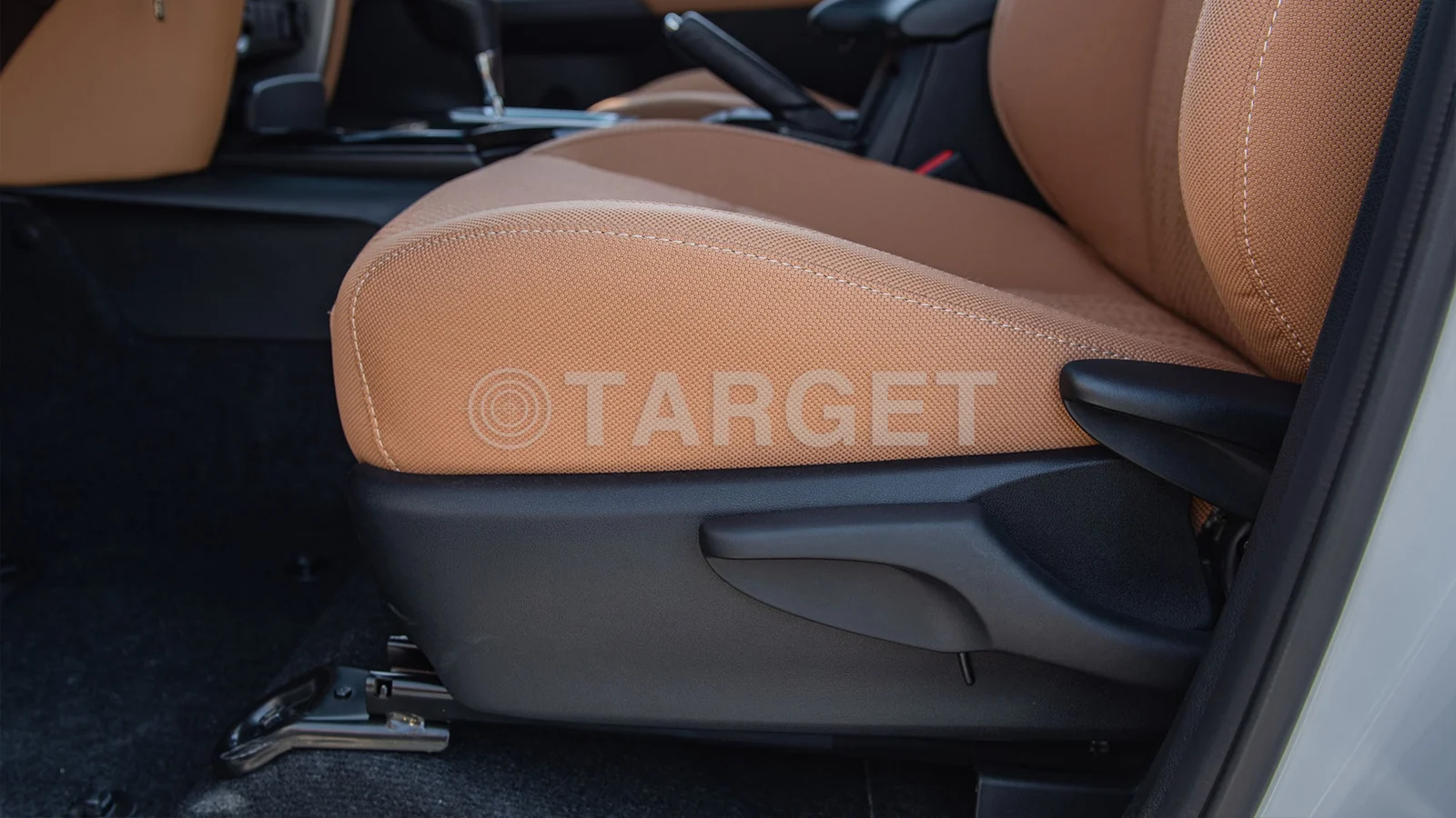 TOYOTA FORTUNER 2.7 4*4 – WHITE 2025