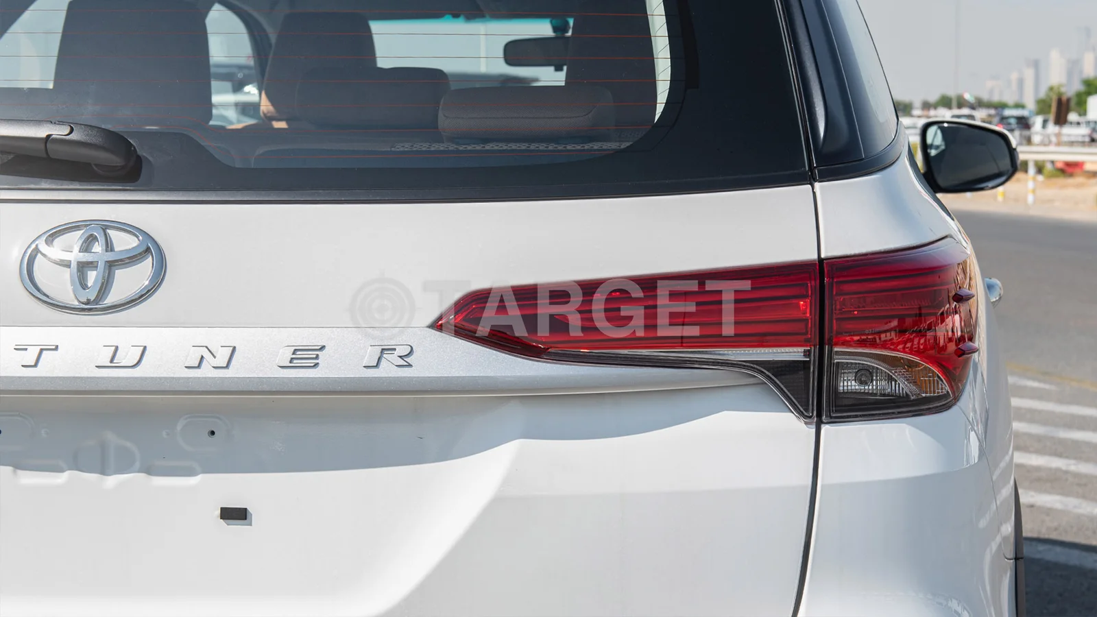 TOYOTA FORTUNER 2.7 4*4 – WHITE 2025
