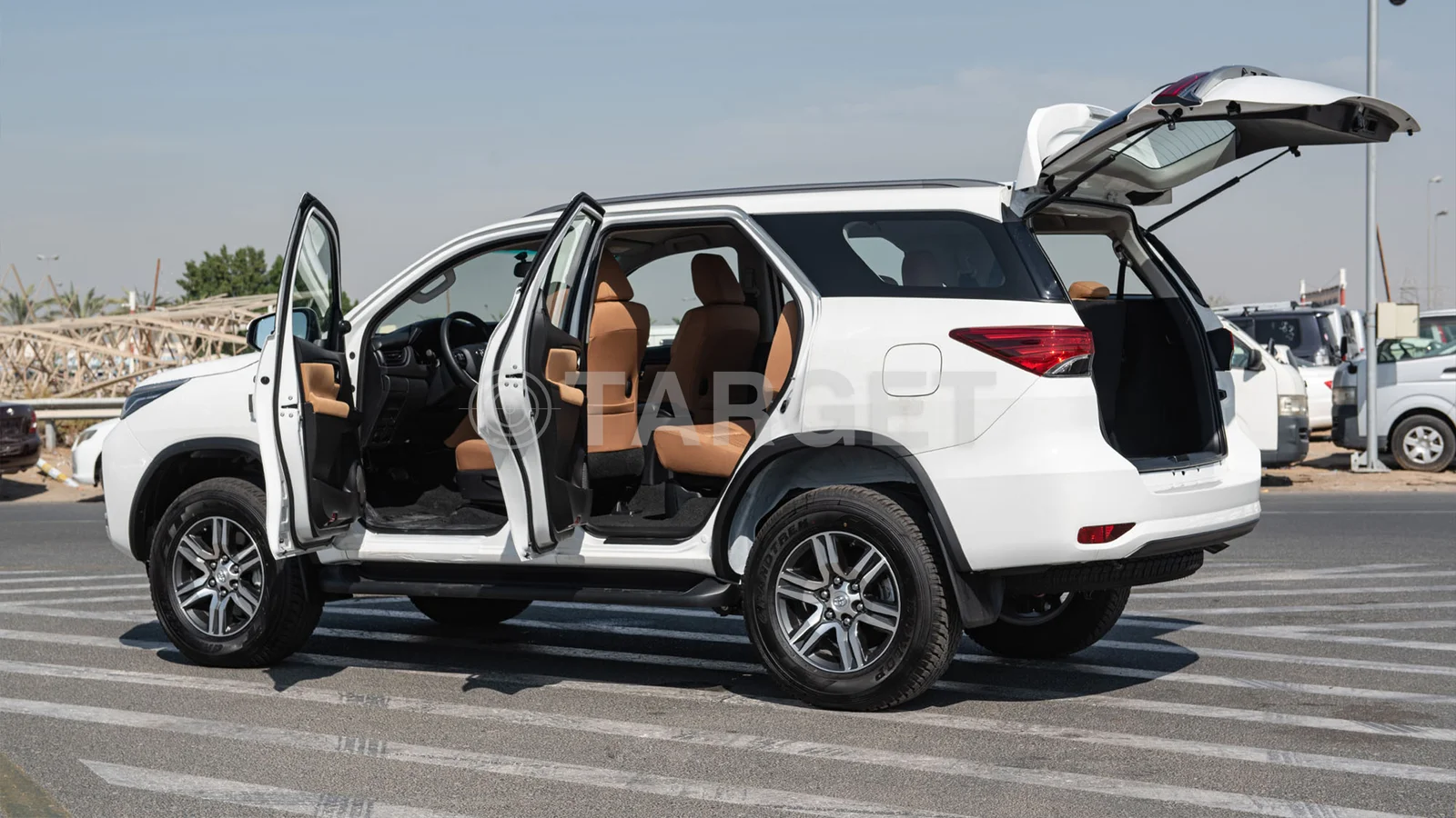 TOYOTA FORTUNER 2.7 4*4 – WHITE 2025