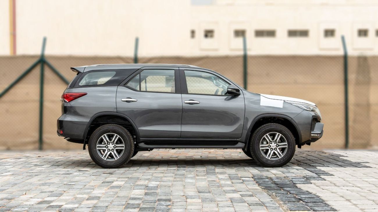 Toyota Fortuner GX 2.7L AT Petrol (Gray-Tan) 4WD 2026