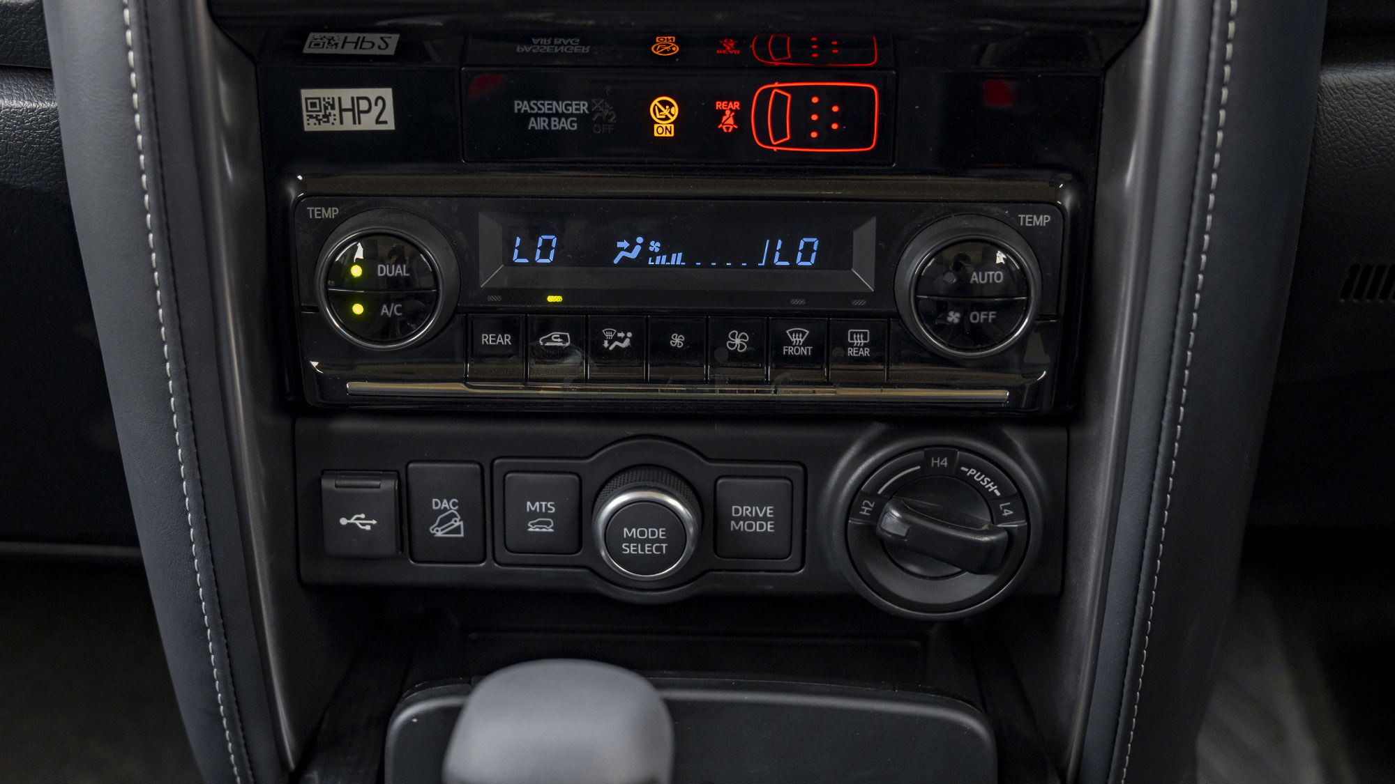  TOYOTA FORTUNER MHEV 2.8D AT 4WD MY2025 – WHITE