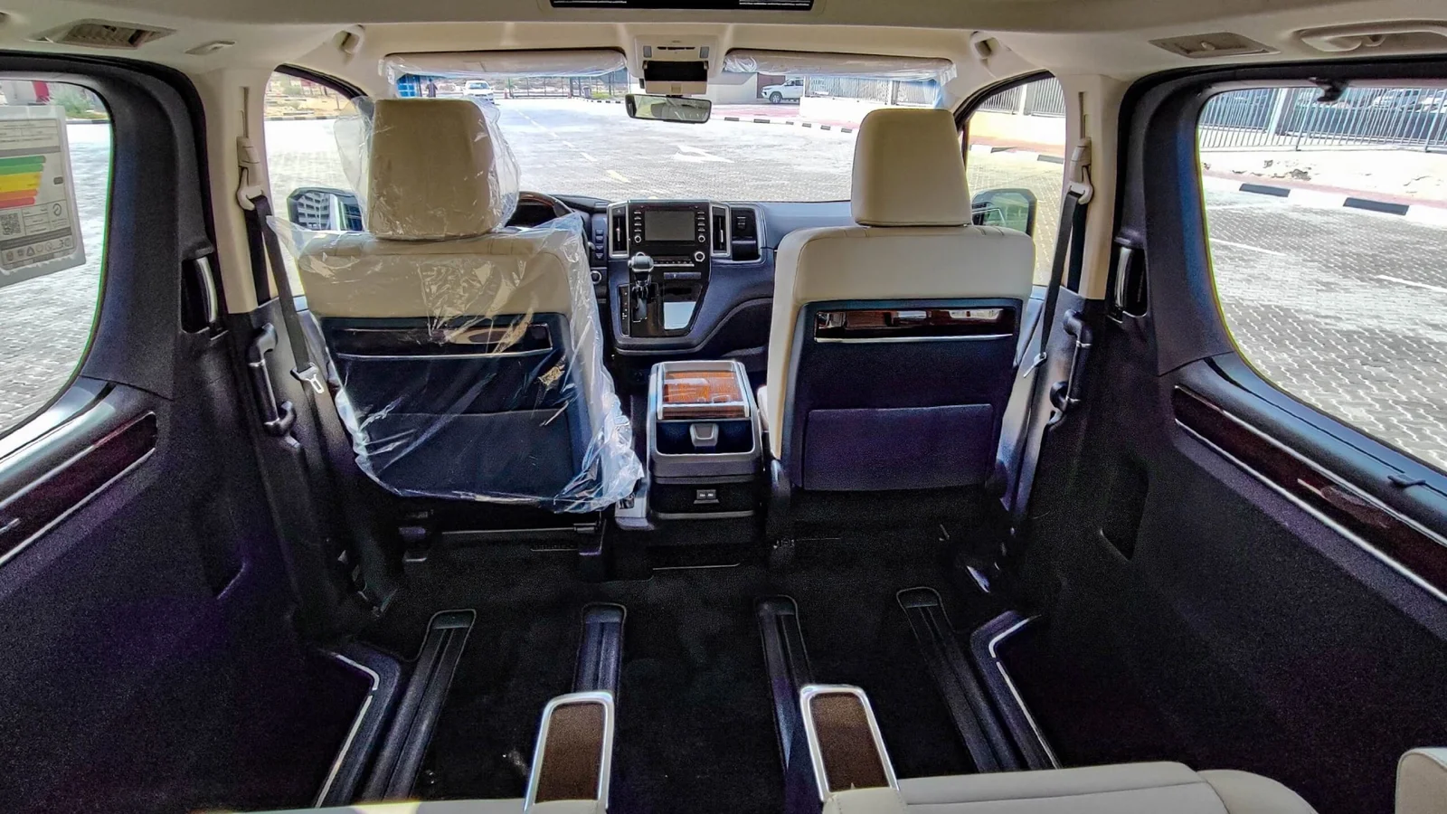 Toyota Granvia 2.8L DSL V AT