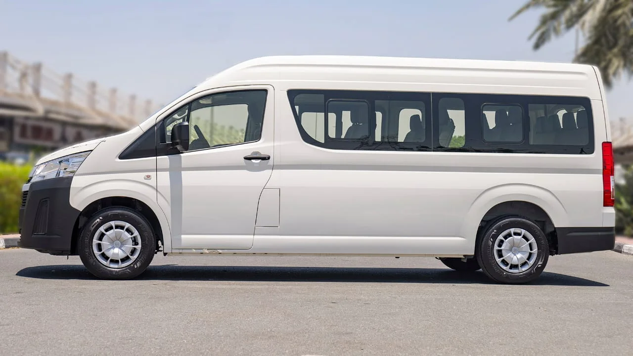  TOYOTA HIACE HR 2.8D MT 14 SEATER MY2026 – WHITE