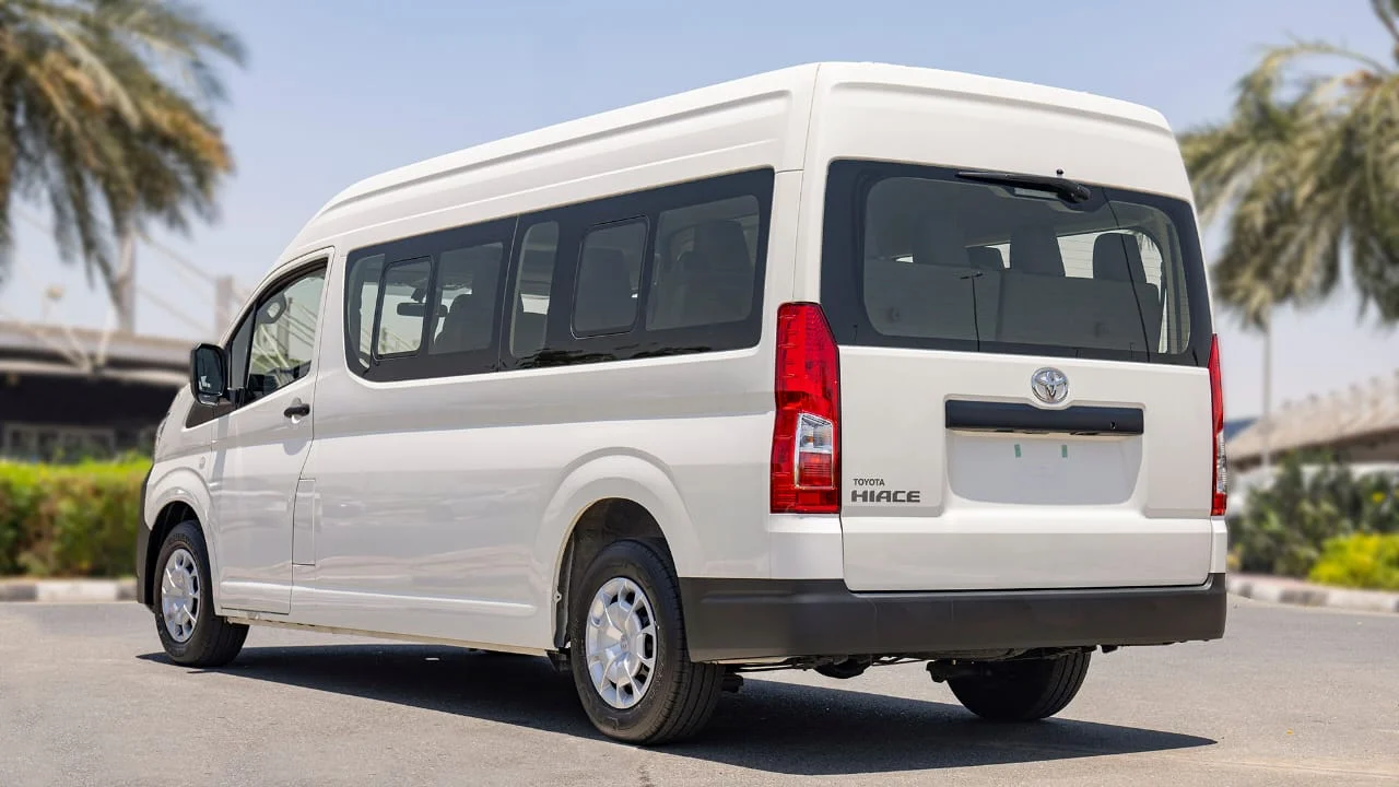  TOYOTA HIACE HR 2.8D MT 14 SEATER MY2026 – WHITE