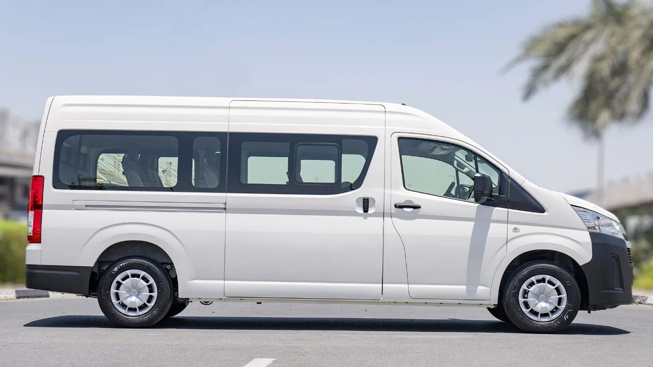  TOYOTA HIACE HR 2.8D MT 14 SEATER MY2026 – WHITE