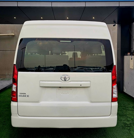 Toyota Hiace PASSENGER PATROL/ 3.5L V6 MANUAL