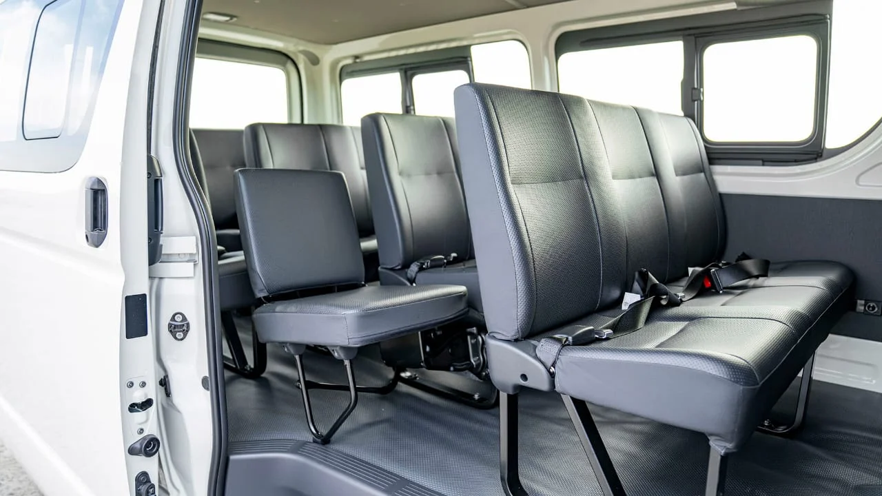 TOYOTA HIACE STD 2.7P MT 15-SEATER MY2025 – WHITE