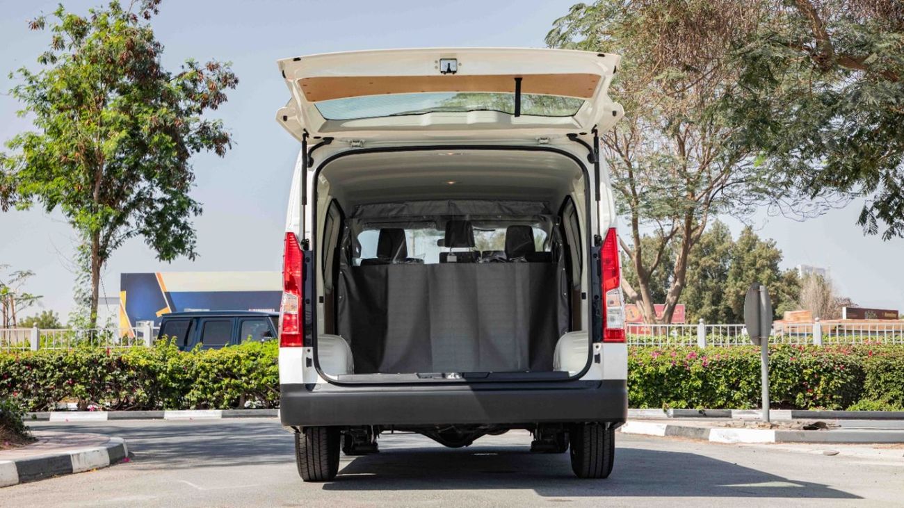 Toyota Hiace STD 3S P AT GL RA  CARGO VAN  2026