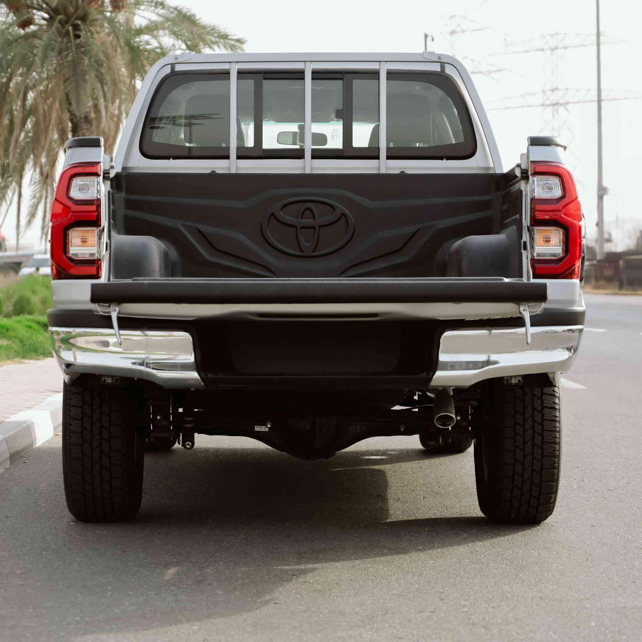 TOYOTA HILUX 2.7 DC SR5 4*4
