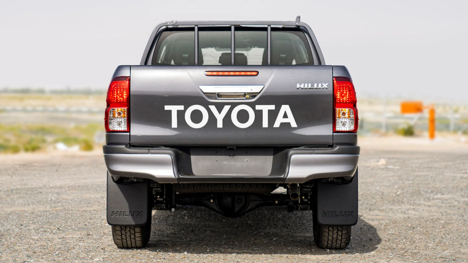 TOYOTA HILUX DC 2.4D AT 4X4 MY2025– GREY - FULL OPTION