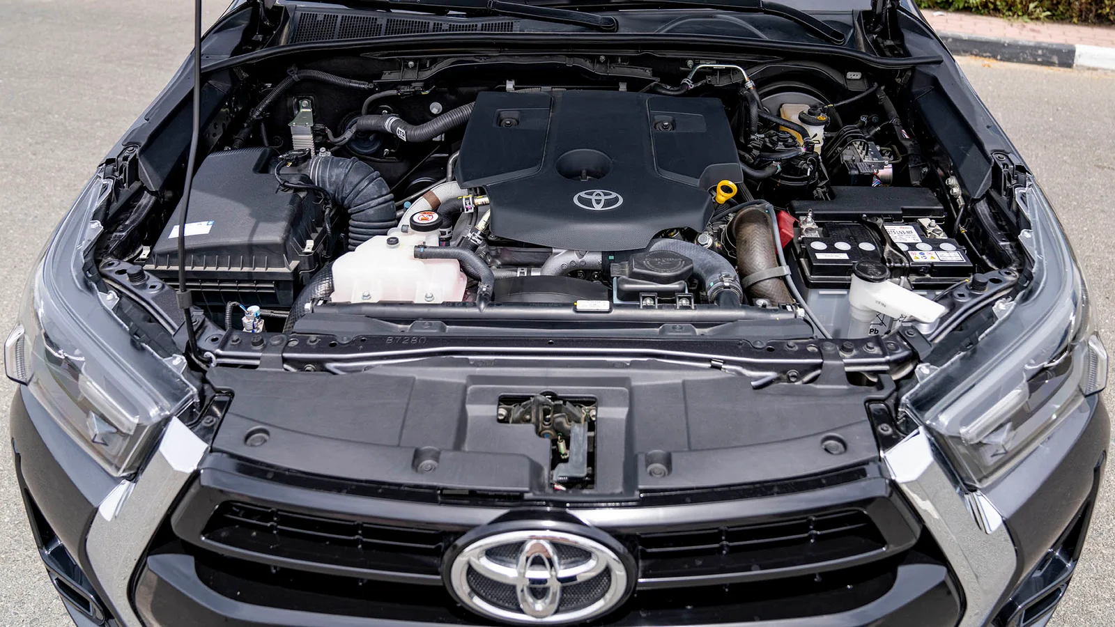  TOYOTA HILUX DC 2.4D MT 4X4 P.WINDOW MY2025