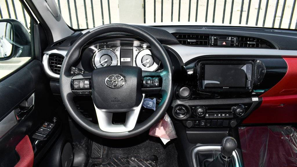 TOYOTA HILUX DC 2.8L MT 4X4 (DIESEL)