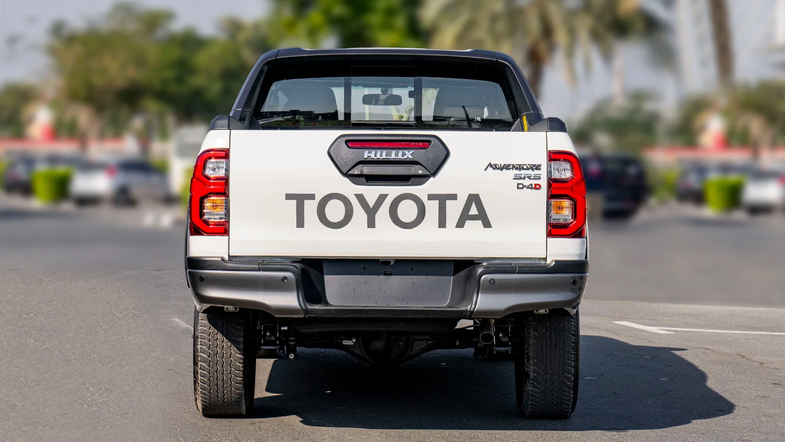 TOYOTA HILUX DC ADVENTURE 2.8D AT 4X4 MY2025 – WHIT