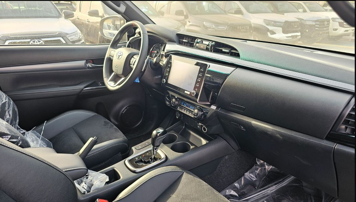 Toyota Hilux GR Sport 4.0L V6 Attitude Black 2026