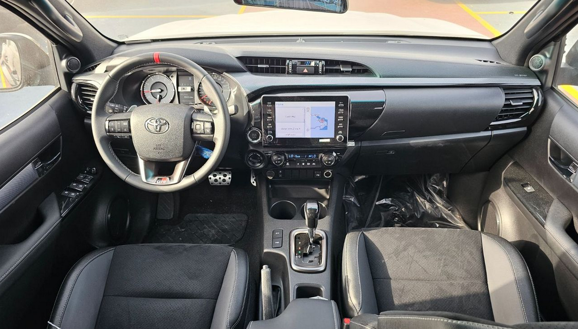 Toyota Hilux GR Sport 4.0L V6 Attitude Black 2026