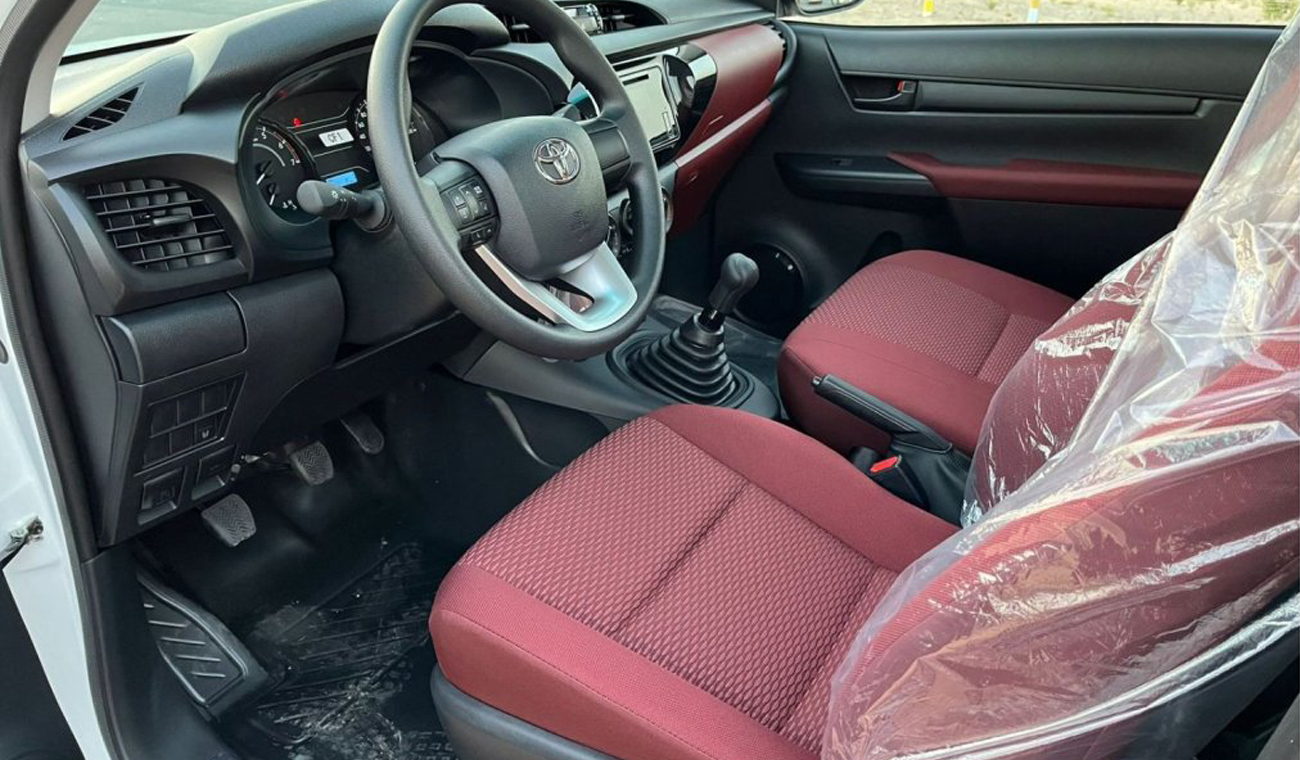 Toyota HILUX SC 2.7L 4X4