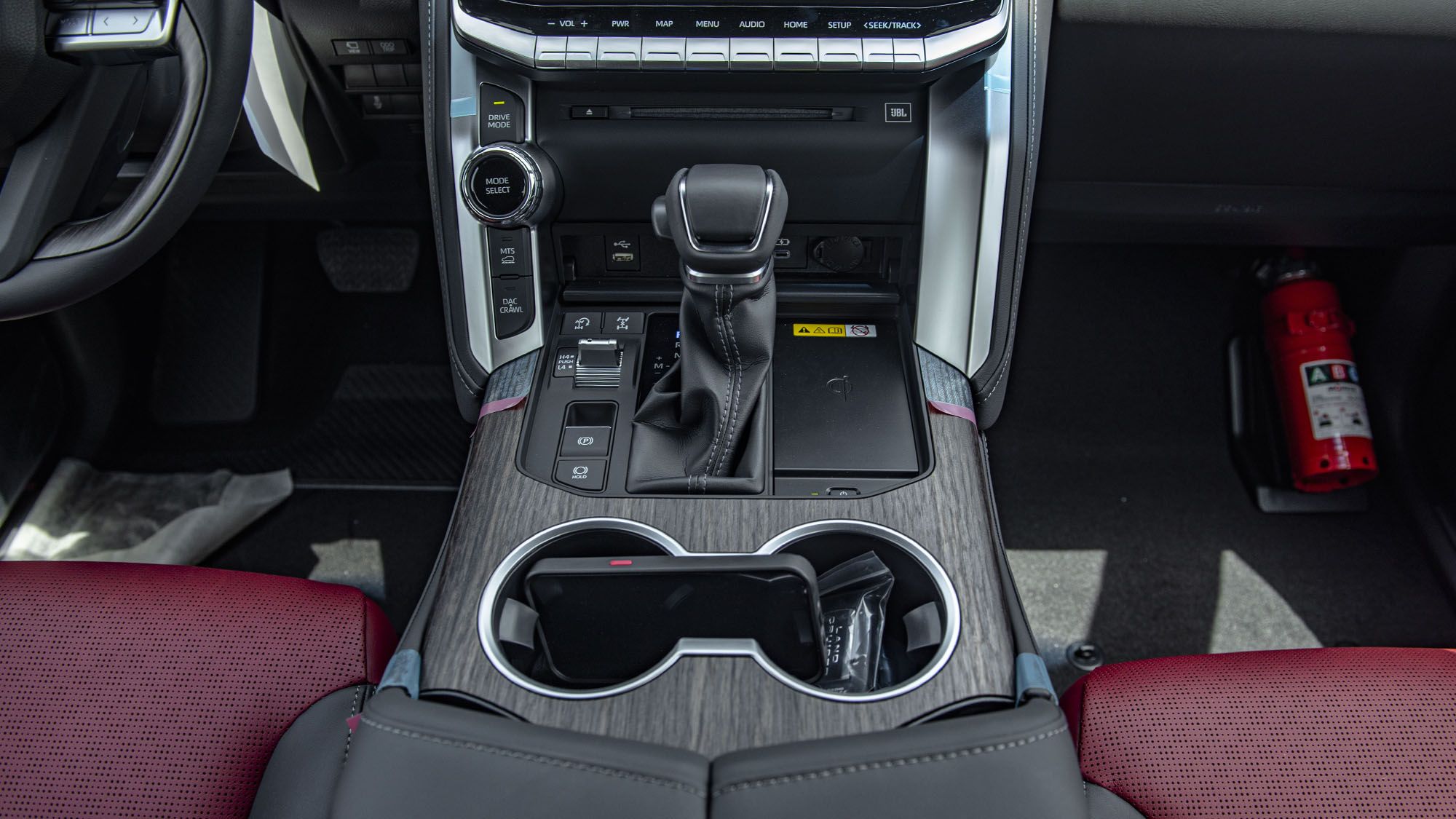 Toyota Land Cruiser 300 VXR 3.3D AT_ silver