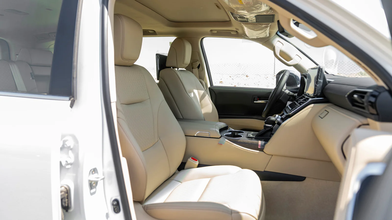 TOYOTA LAND CRUISER 300 VXR 3.3D AT MY2025 – WHITE