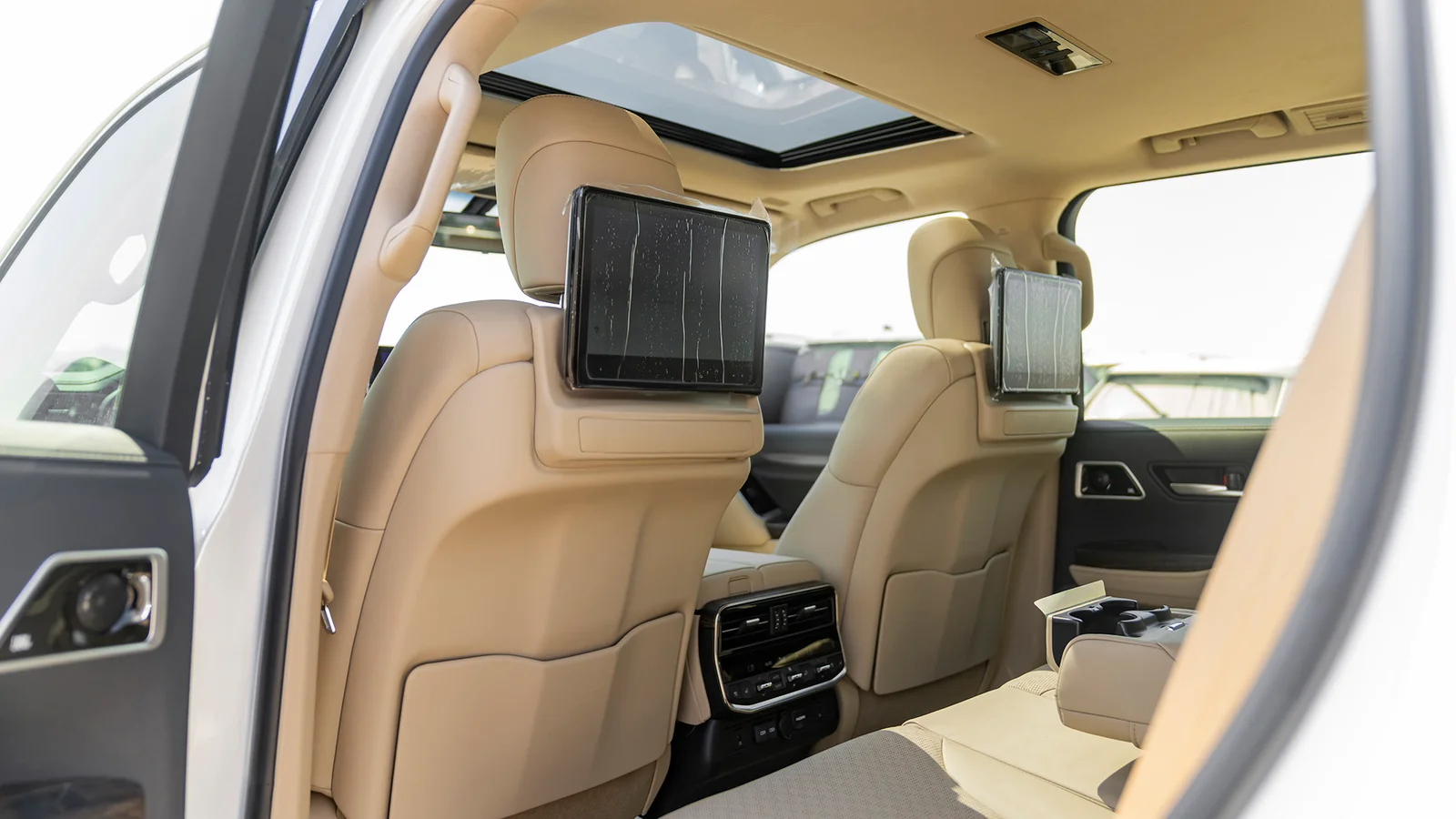 TOYOTA LAND CRUISER 300 VXR 3.3D AT MY2025 – WHITE