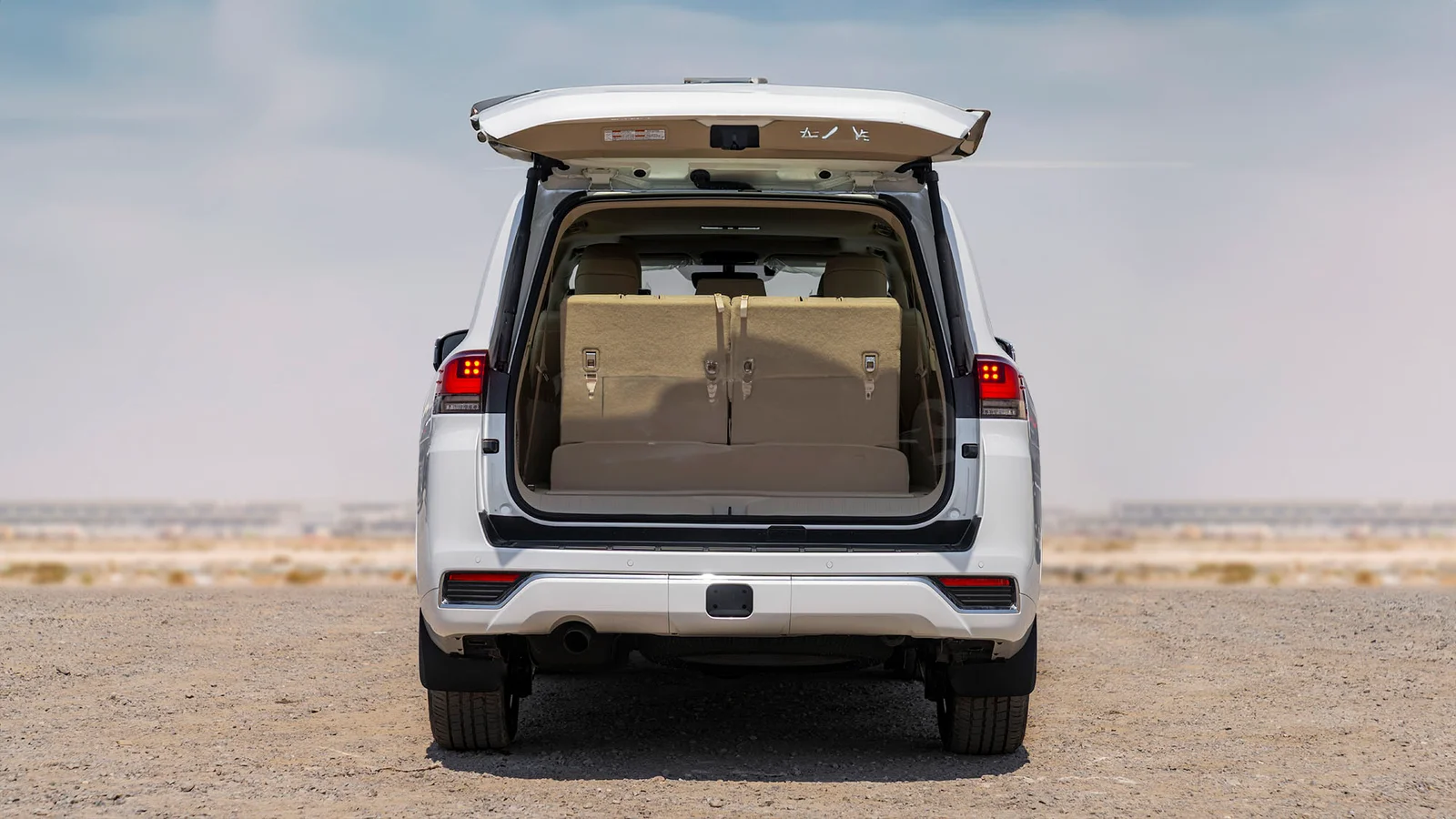 TOYOTA LAND CRUISER 300 VXR 3.3D AT MY2025 – WHITE