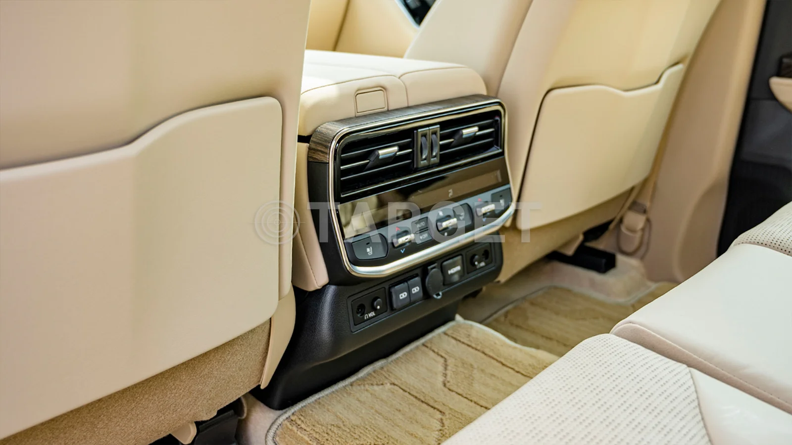 Toyota Land Cruiser 300 VXR 4.0P AT MY2025 – Blue