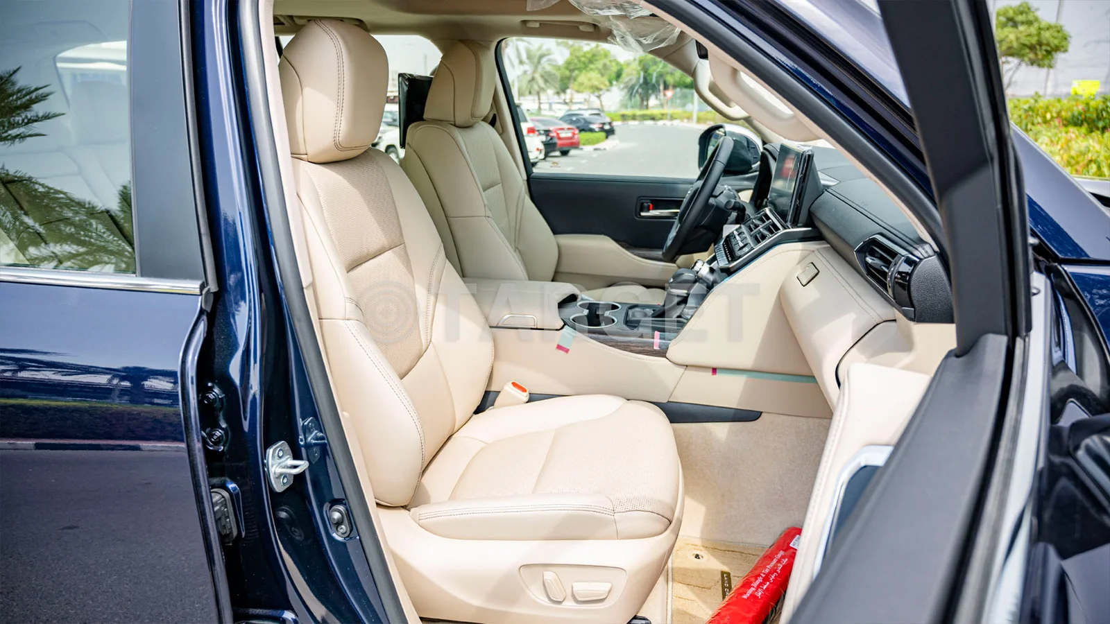 Toyota Land Cruiser 300 VXR 4.0P AT MY2025 – Blue