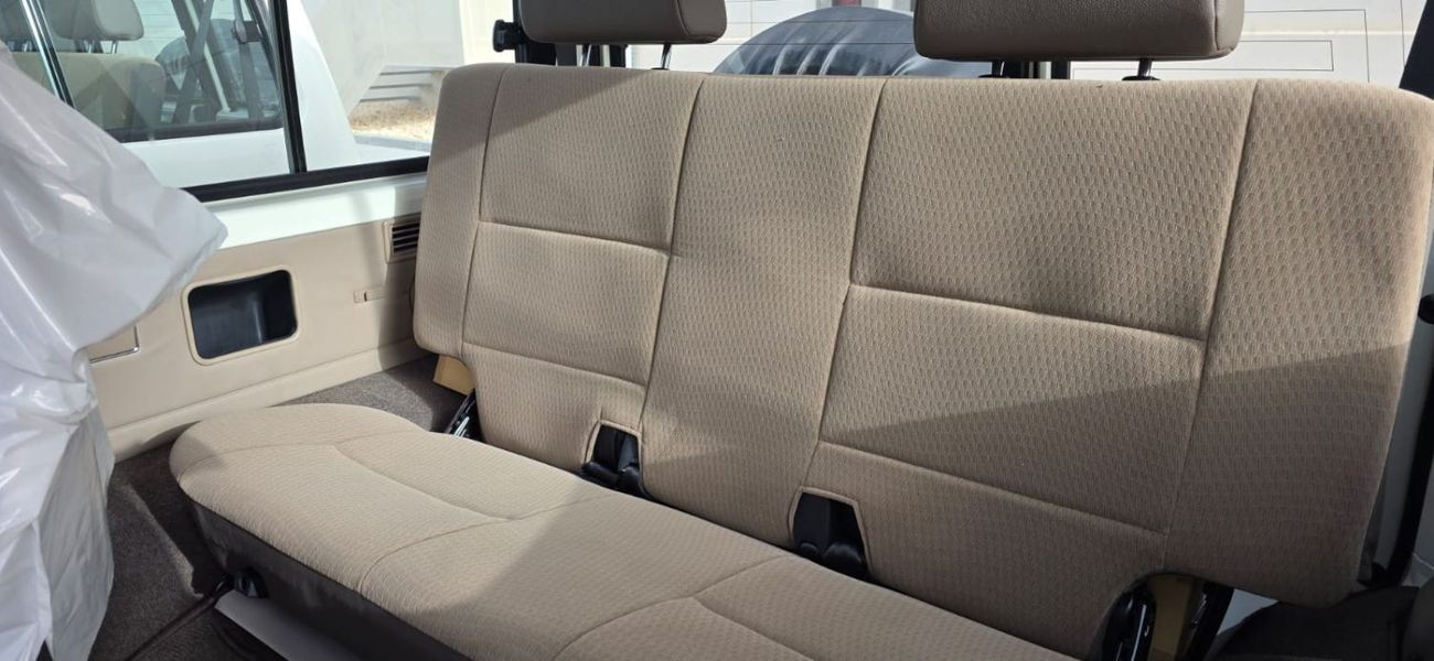 Toyota Land Cruiser 70 PETROL 2026 white