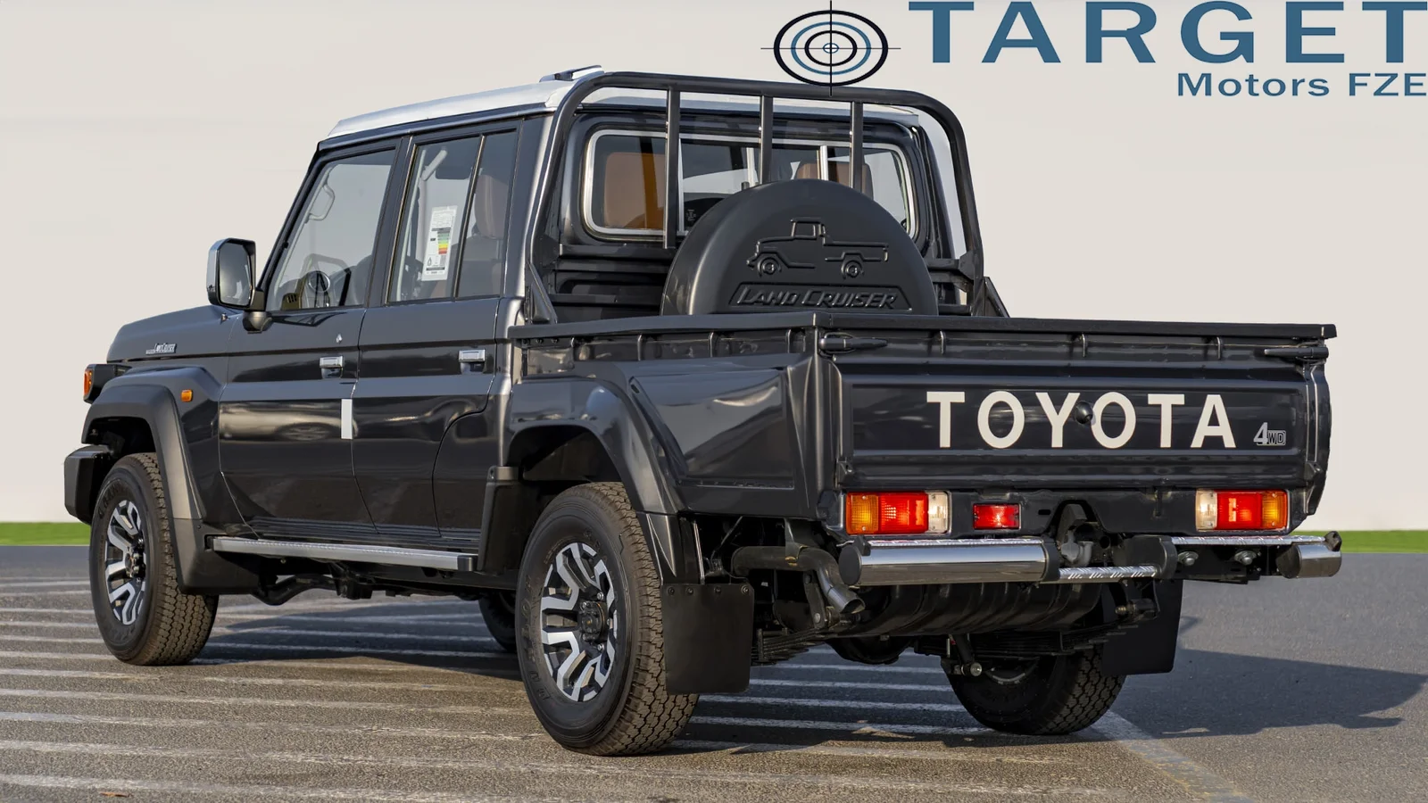 TOYOTA LAND CRUISER 79 DC 2.8D AT 4X4 MY2025 – GREY
