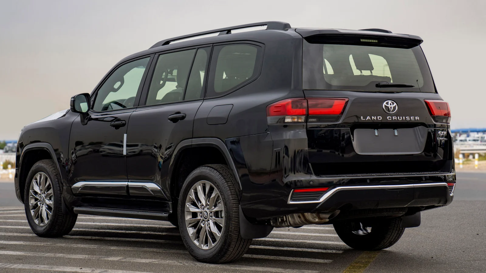 Toyota Land Cruiser GXR 3.5L AT PETROL 2025 