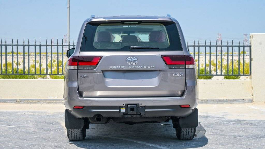 TOYOTA LAND CRUISER GXR 3.5L PETROL TWIN TURBO, AT