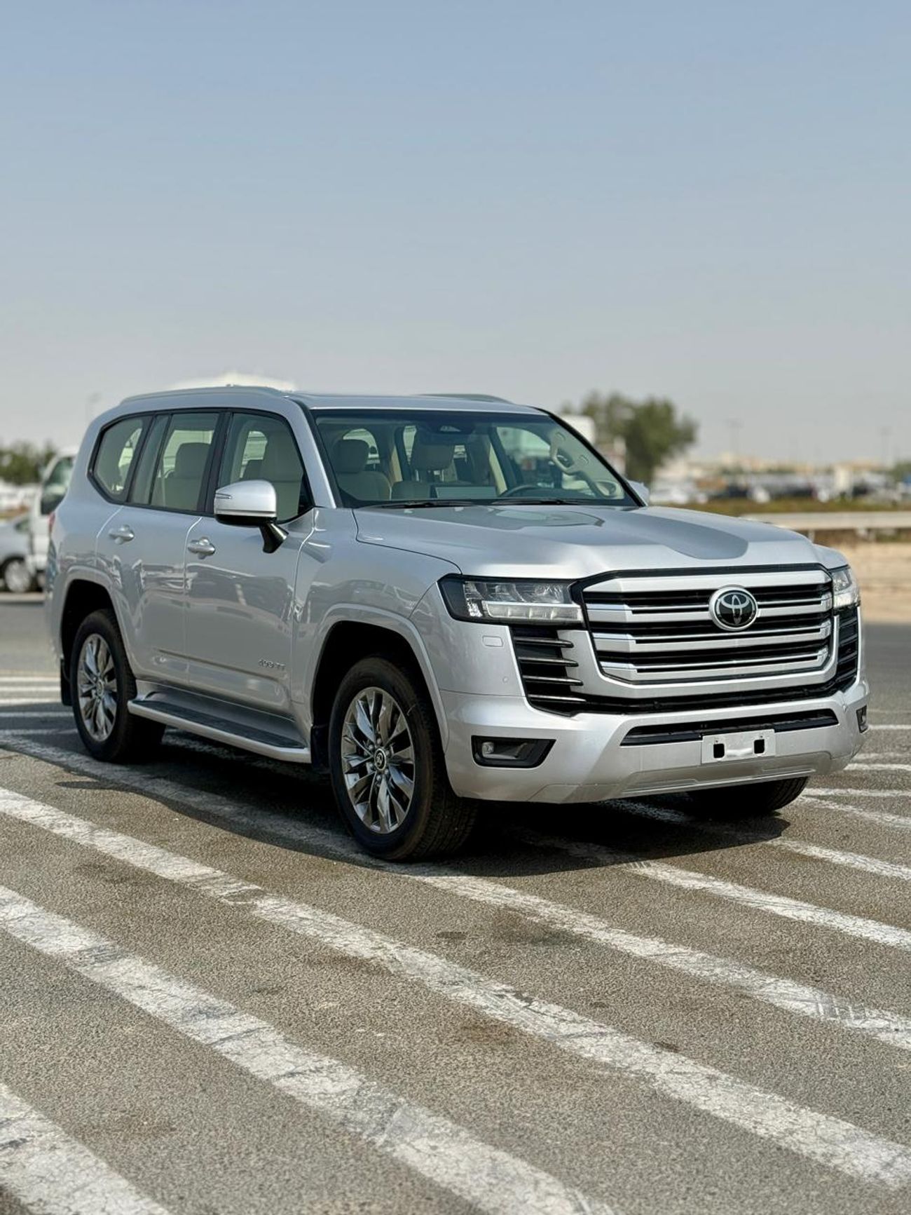 Toyota Land Cruiser GXR 3.5L - SILVER