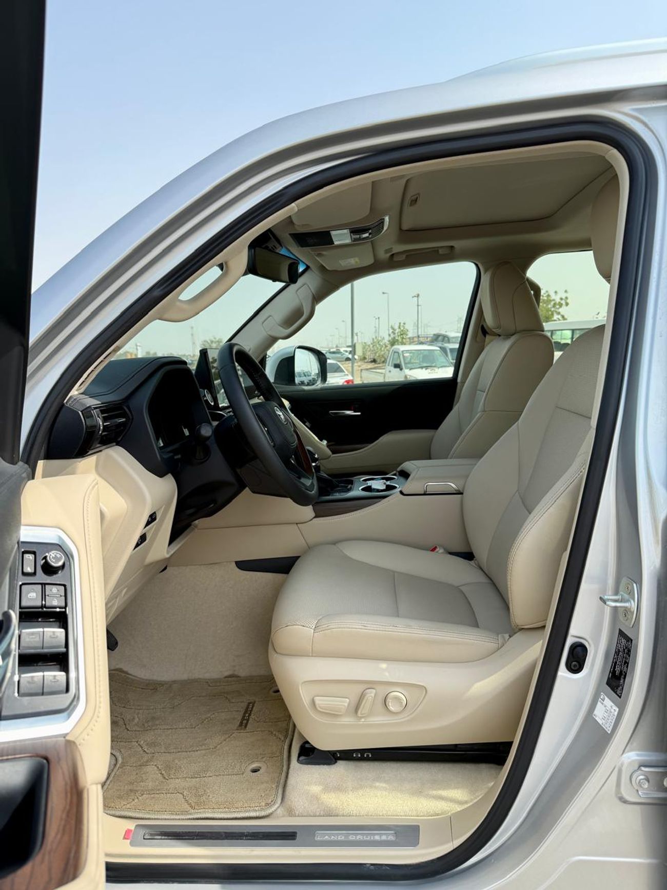 Toyota Land Cruiser GXR 3.5L - SILVER