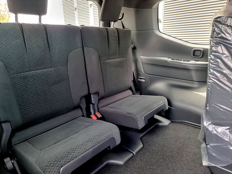 Toyota Land Cruiser GXR 4.0L 2025 :